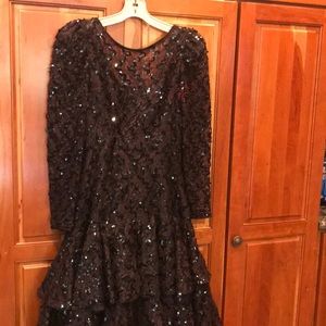 Sequined cocktail dress with tulle lined skirt